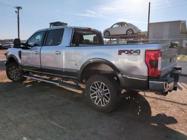 1FT7W2BT8JEB50118 2018 FORD F250 - Image 2
