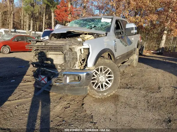 1FT7W2BT8JEB95933 2018 FORD F250 - Image 2