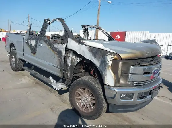 1FT7W2BT8JEB96659 2018 FORD F250 - Image 1
