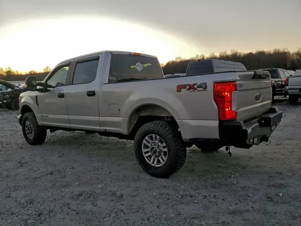 1FT7W2BT8JEC16747 2018 FORD F250 - Image 2
