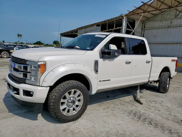 1FT7W2BT8JEC38831 2018 FORD F250 - Image 1
