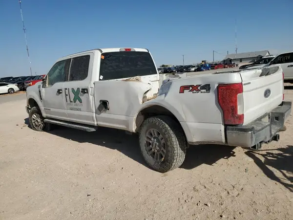1FT7W2BT8JEC45942 2018 FORD F250 - Image 2