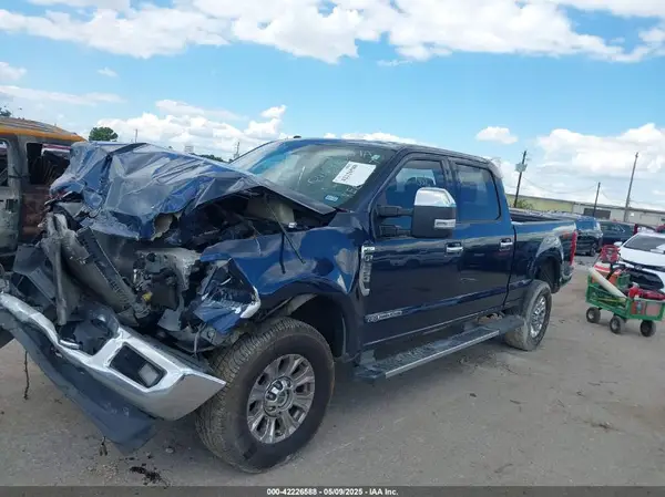 1FT7W2BT8KEC30407 2019 FORD F250 - Image 2