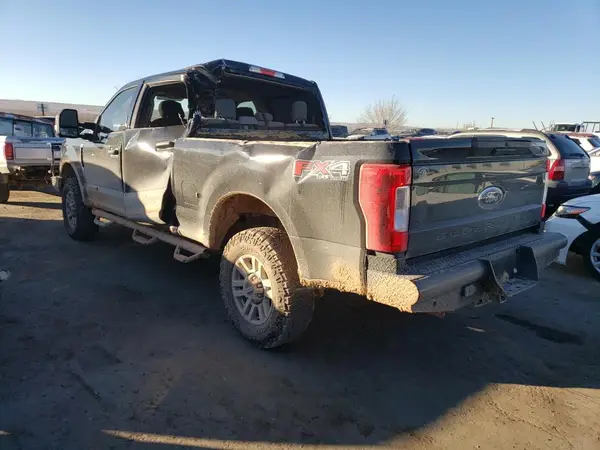 1FT7W2BT8KEF18556 2019 FORD F250 - Image 2