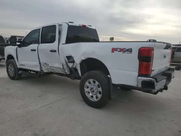 1FT7W2BT8REE42136 2024 FORD F250 - Image 2
