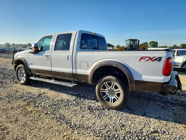 1FT7W2BT9GEA63918 2016 FORD F250 - Image 2