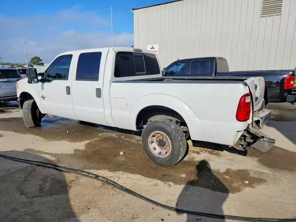 1FT7W2BT9GEA83599 2016 FORD F250 - Image 2