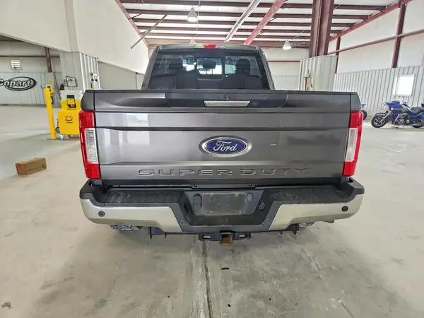 2017 FORD F250 auction photo 6