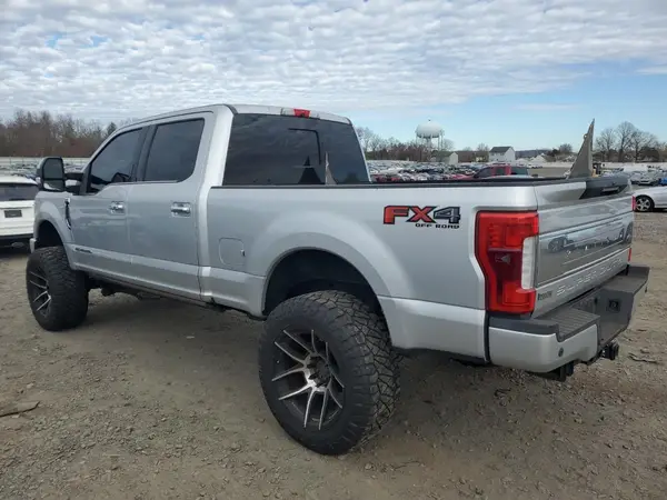 1FT7W2BT9HEB39980 2017 FORD F250 - Image 2