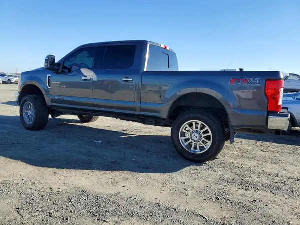 1FT7W2BT9HEB48369 2017 FORD F250 - Image 2