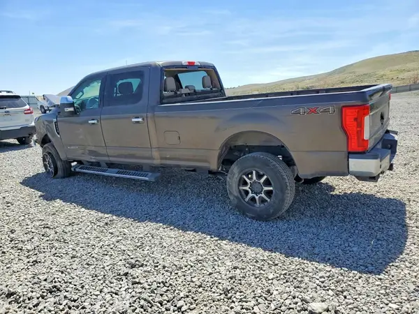 1FT7W2BT9HEB77418 2017 FORD F250 - Image 2