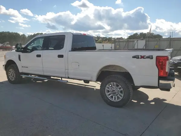 1FT7W2BT9HEE85365 2017 FORD F250 - Image 2