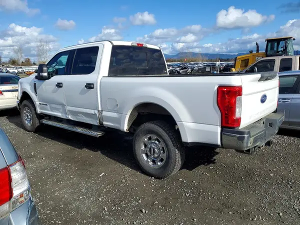1FT7W2BT9JEB52556 2018 FORD F250 - Image 2