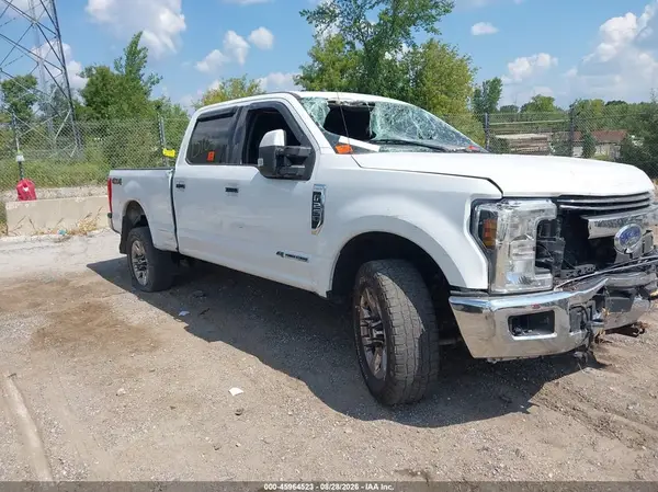 1FT7W2BT9JEC00587 2018 FORD F250 - Image 1