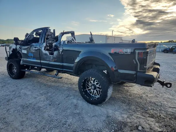 1FT7W2BT9JEC86550 2018 FORD F250 - Image 2