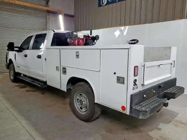 1FT7W2BT9JEC94826 2018 FORD F250 - Image 2