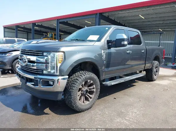 1FT7W2BT9KED11352 2019 FORD F250 - Image 2