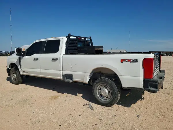 1FT7W2BT9REC18955 2024 FORD F250 - Image 2
