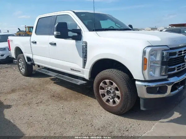 1FT7W2BT9RED24466 2024 FORD F250 - Image 1