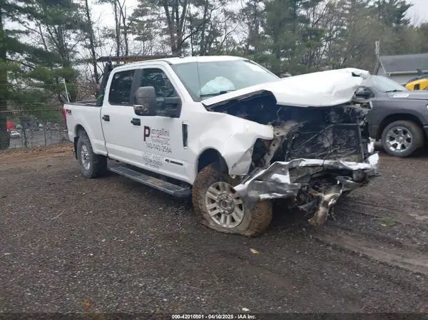 1FT7W2BTXHEB47795 2017 FORD F250 - Image 1
