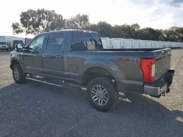 1FT7W2BTXHEC45175 2017 FORD F250 - Image 2