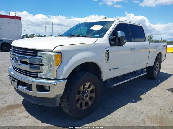 1FT7W2BTXHEC76653 2017 FORD F250 - Image 2
