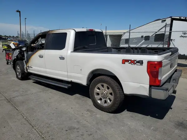 1FT7W2BTXHED14849 2017 FORD F250 - Image 2