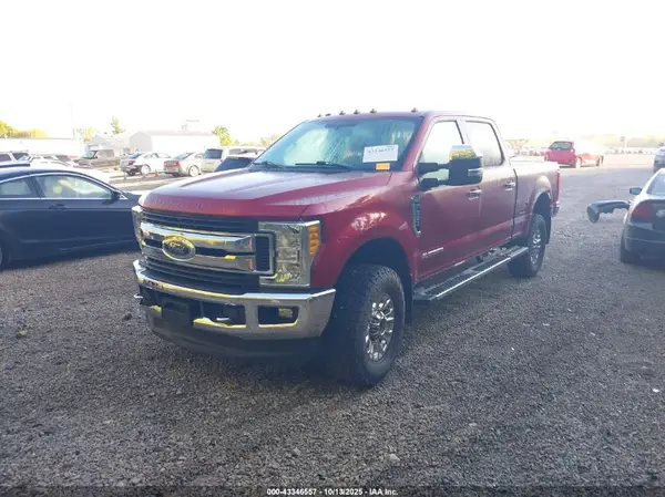 1FT7W2BTXHEF10130 2017 FORD F250 - Image 2