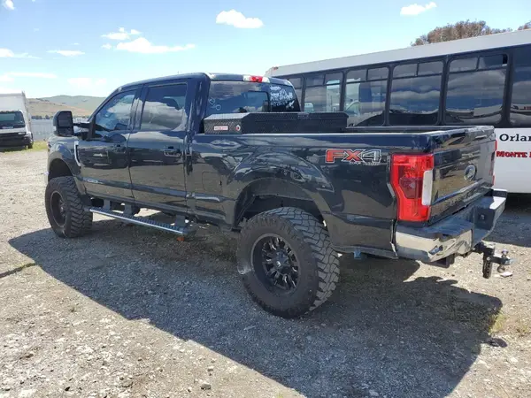 1FT7W2BTXHEF17286 2017 FORD F250 - Image 2