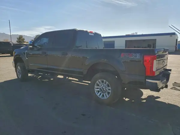 1FT7W2BTXHEF34444 2017 FORD F250 - Image 2
