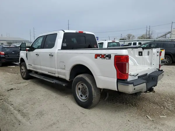 1FT7W2BTXHEF43726 2017 FORD F250 - Image 2
