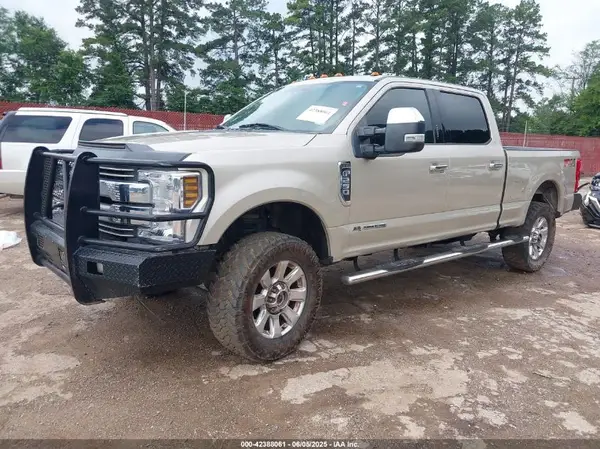 1FT7W2BTXJEB50640 2018 FORD F250 - Image 2
