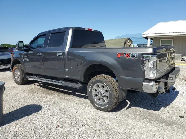 1FT7W2BTXJEB56762 2018 FORD F250 - Image 2