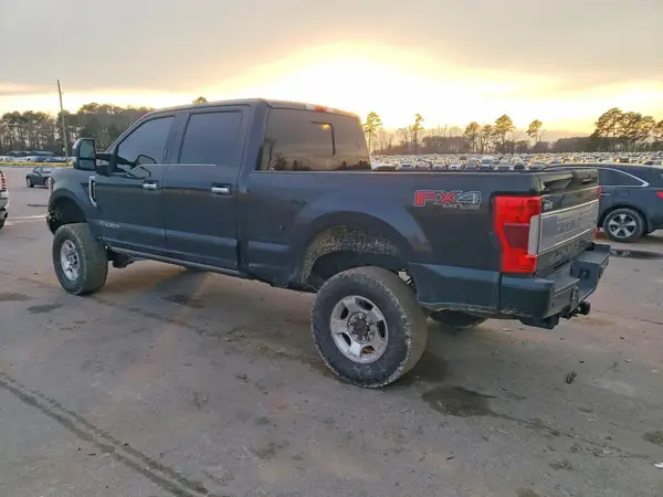1FT7W2BTXJEB94623 2018 FORD F250 - Image 2