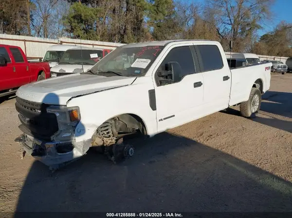 1FT7W2BTXNED45871 2022 FORD F250 - Image 2