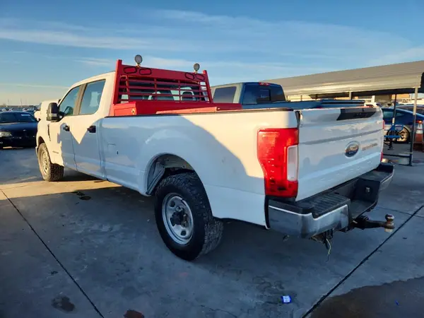 1FT7W3AT7JEC49102 2018 FORD F350 - Image 2