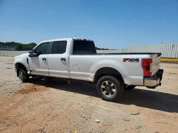 1FT7W3BT0JEC63213 2018 FORD F350 - Image 2