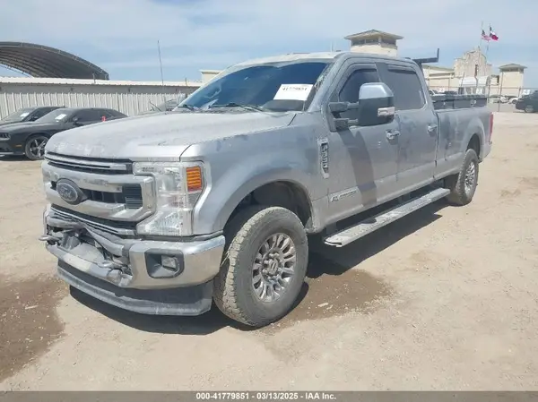 1FT7W3BT2NEC14262 2022 FORD F350 - Image 2