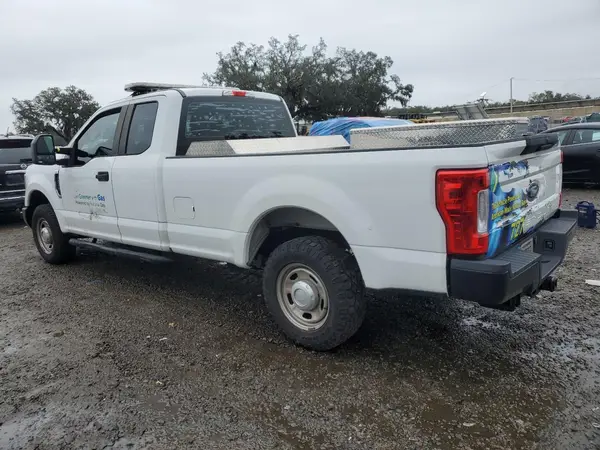 1FT7X2A60JEB41714 2018 FORD F250 - Image 2