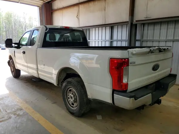 1FT7X2A60JEB47030 2018 FORD F250 - Image 2