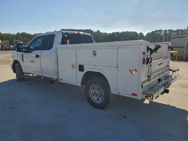 1FT7X2A60KEC11181 2019 FORD F250 - Image 2