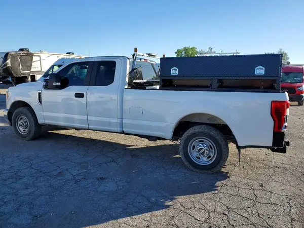1FT7X2A60KEE10067 2019 FORD F250 - Image 2