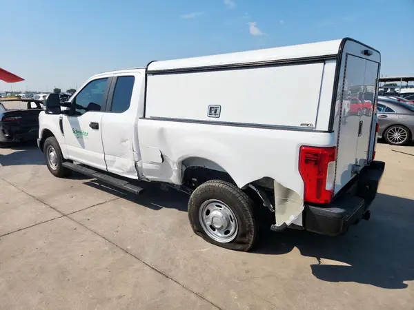 1FT7X2A60KEE91426 2019 FORD F250 - Image 2