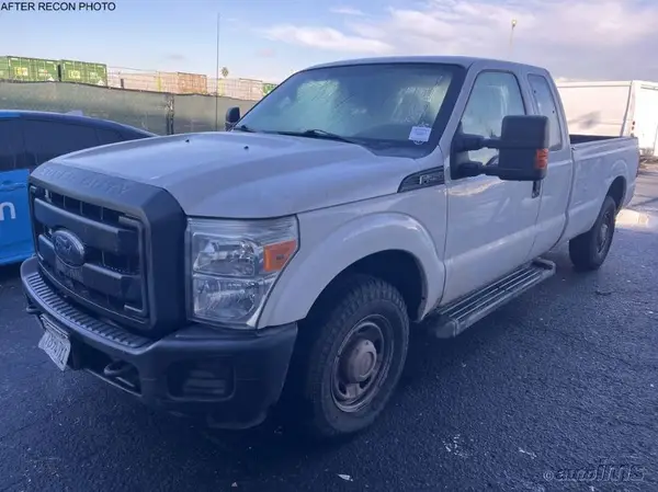 1FT7X2A62GEA51330 2016 FORD F250 - Image 2