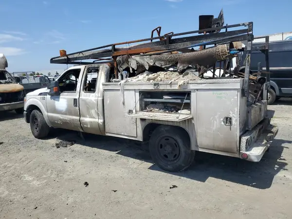 1FT7X2A62GEC90019 2016 FORD F250 - Image 2