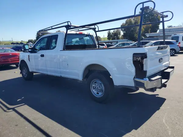 1FT7X2A63HEE03753 2017 FORD F250 - Image 2