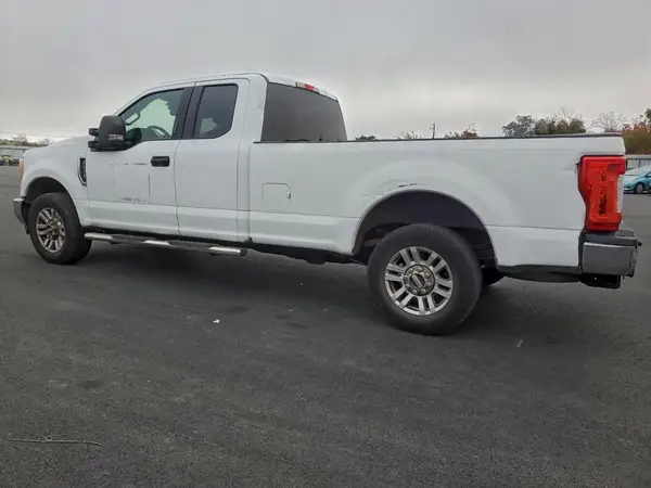 1FT7X2A67HEB22720 2017 FORD F250 - Image 2