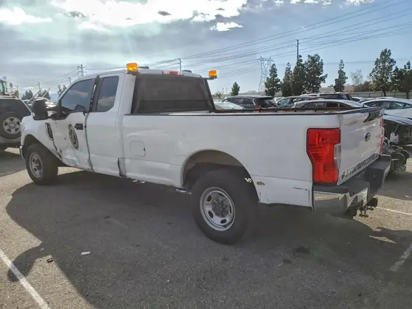 1FT7X2A67NED56805 2022 FORD F250 - Image 2