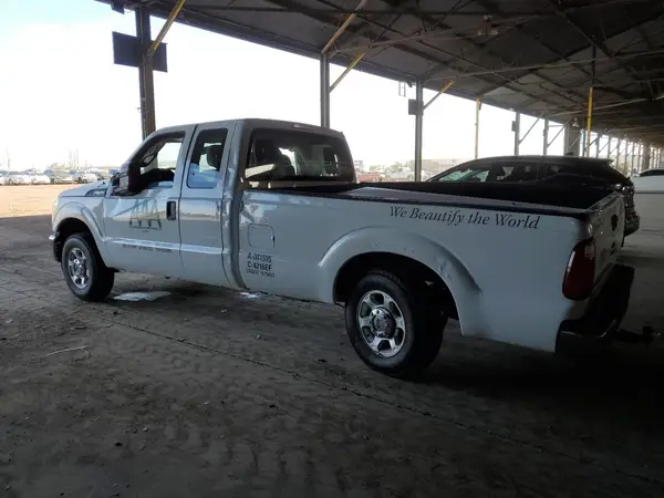 1FT7X2A68GED47548 2016 FORD F250 - Image 2