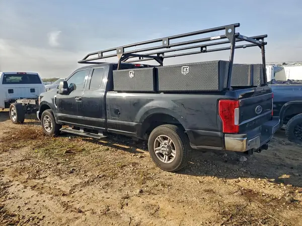 1FT7X2A68HED72158 2017 FORD F250 - Image 2